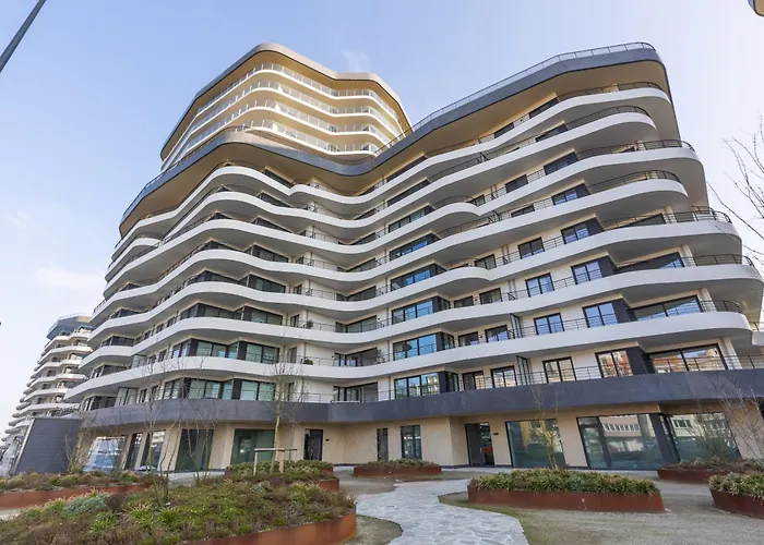 Lecomte - The Shoreline X The Waves Appartamento