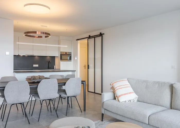 Lecomte - The Shoreline X The Waves Appartamento